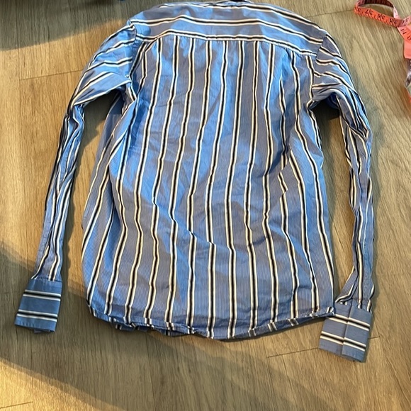 Trailer Womens button down white and blue stripe shirt - Picture 3 of 4